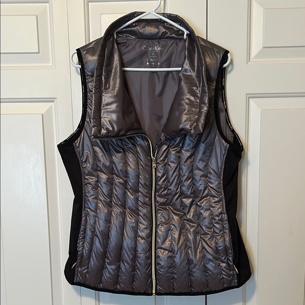 Calvin Klein Performance Women's Metallic Gray Down Vest, sz XXL